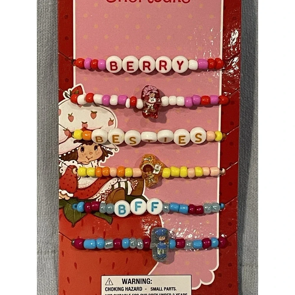 NEW Set Strawberry Shortcake Berry Besties Lip Gloss Keychain‎ Bracelet Beauty